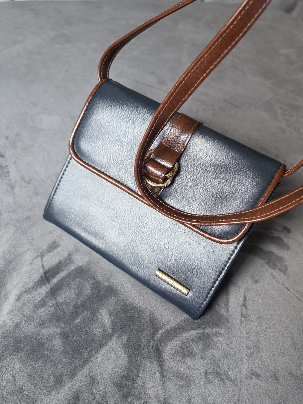 Liz Claiborne Navy and Brown Crossbody Shoulder Bag